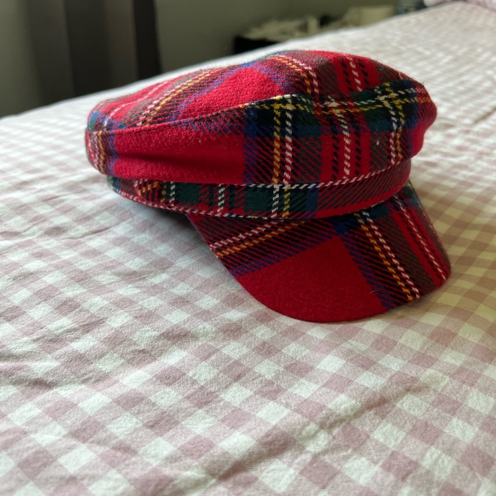 Women’s Plaid Red Cap